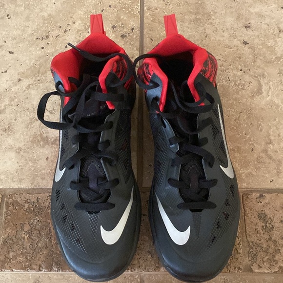 Nikes sneakers - Picture 2 of 3